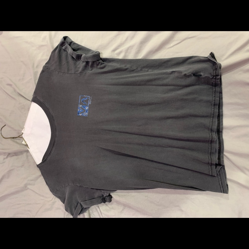 RVCA t-shirt